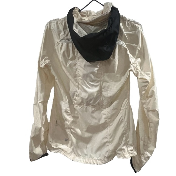 LULULEMON WOMEN HOODIE WIND BREAKER BLACK CREAM - Picture 3 of 7